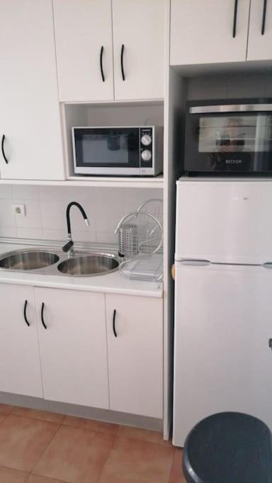 Views, Family & Private Parking In Alto Albayzin Apartment กรานาดา ภายนอก รูปภาพ